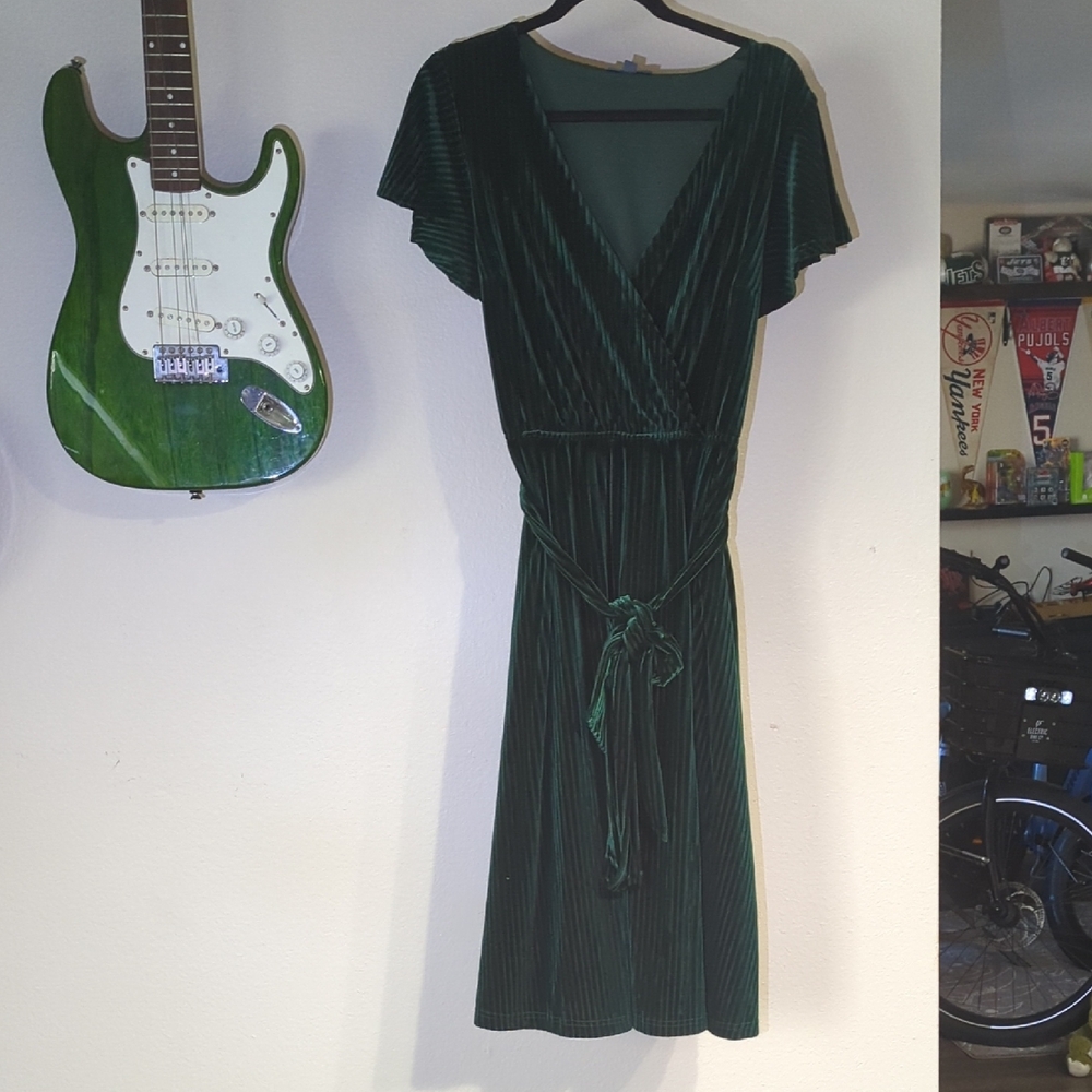 Modcloth Deep Green Velvet Midi Dress